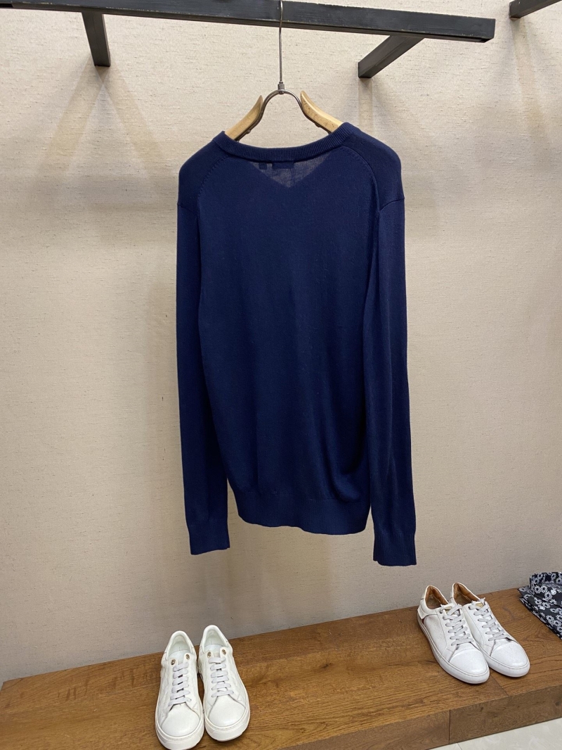 Bv*b*rry sweaters
